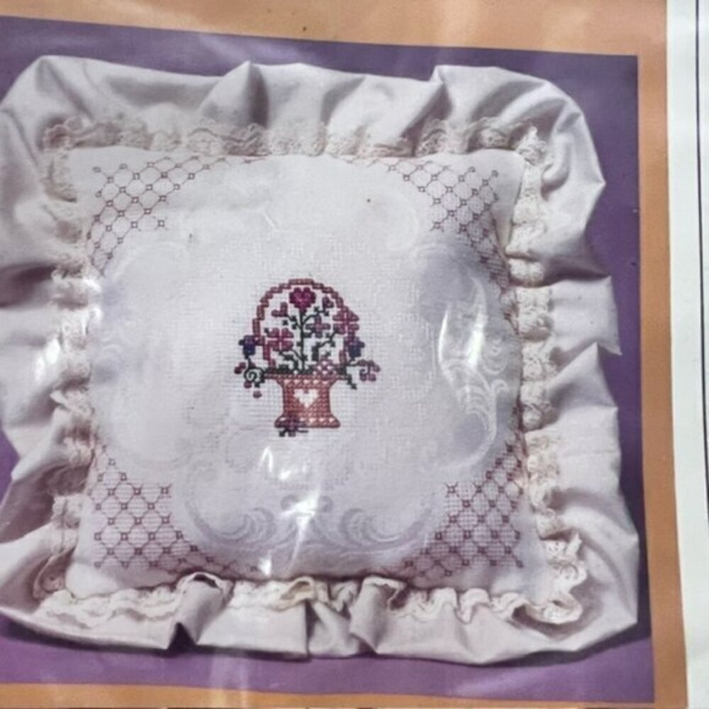 NEW Vintage 1984 The Creative Circle Kit#0467 Basket Bouquet Cross Stitch Pillow